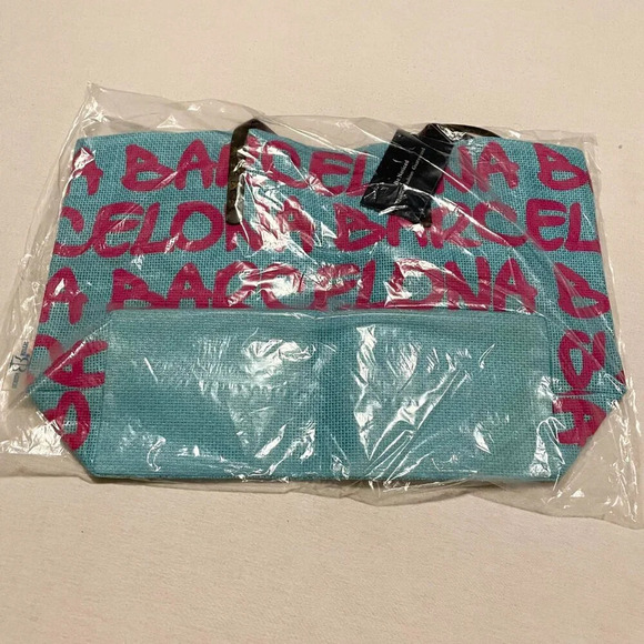 Robin Ruth Barcelona Bag  Tote - Picture 3 of 16